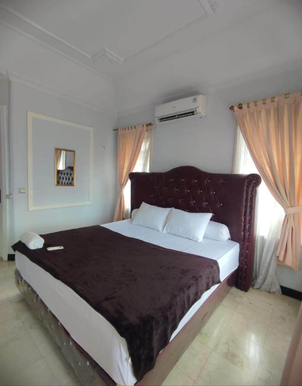 Vila Princess,Sentul 4Bedroom Dan Tenda Camping,Private Pool, Tenis Meja, Mini Billiard, Karaoke, Ayunan,Bbq, 08Satu3 80Satu6 4Satu5Satu Bogor Exterior foto